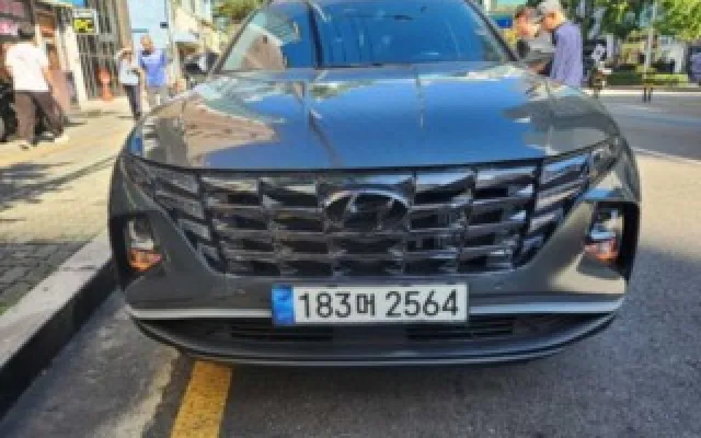 현대자동차중고차사이트 투싼 (NX4) 가솔린 1.6 터보 2WD 프리미엄 매물 사진 4 - 2023/02 22,298km